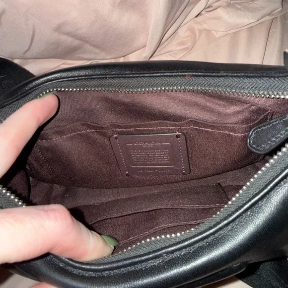 Coach puffy crossbody purse - Picture 6 of 8